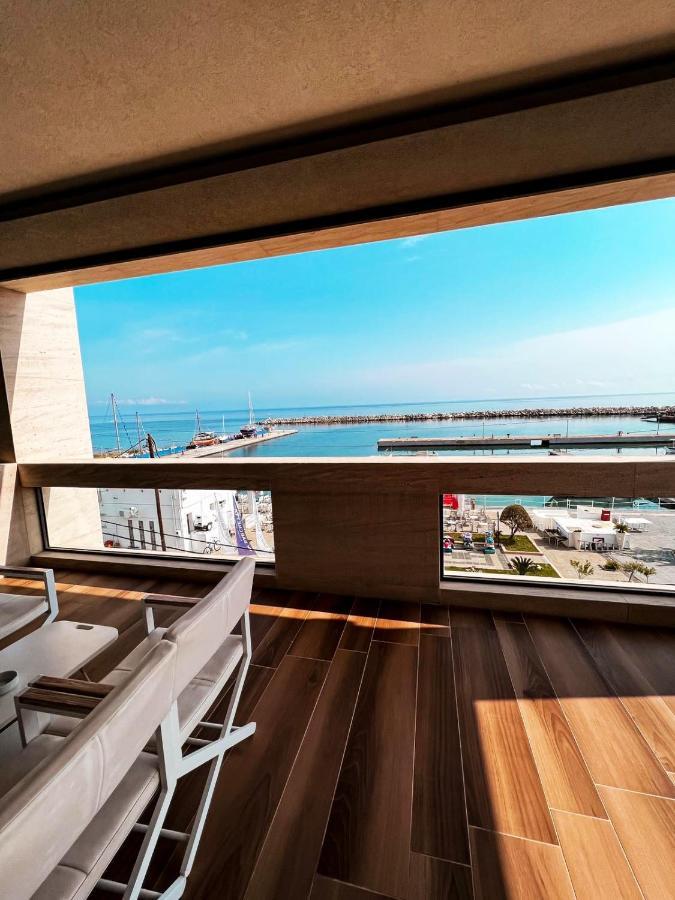 Porto Marine Hotel Platamonas Extérieur photo
