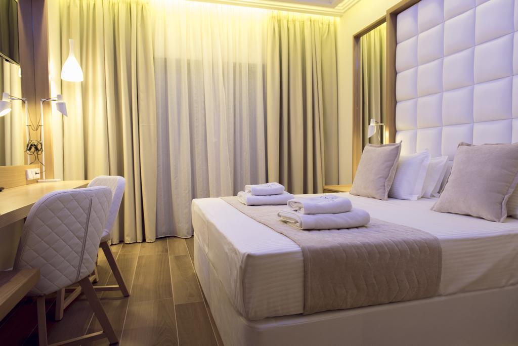 Porto Marine Hotel Platamonas Extérieur photo